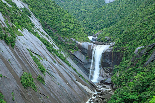 世界自然遺産：屋久島・千尋の滝